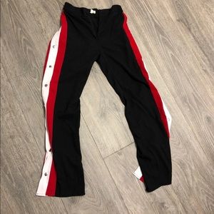 Fashion nova pants size small
